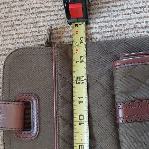 Vera Bradley Tote - Picture 12 of 17